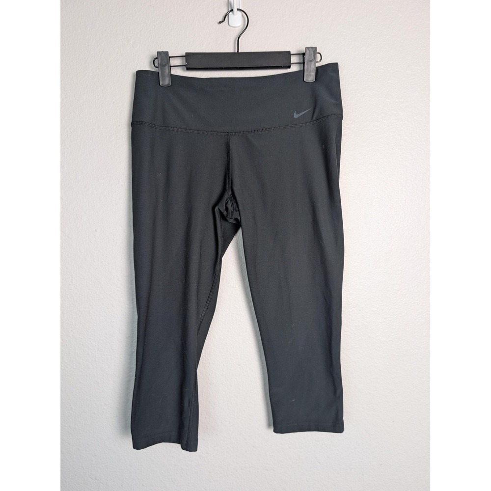 Nike Leggings Womens M Black‎ Dri-FIT Capri Legendary Moisture Wicking Running